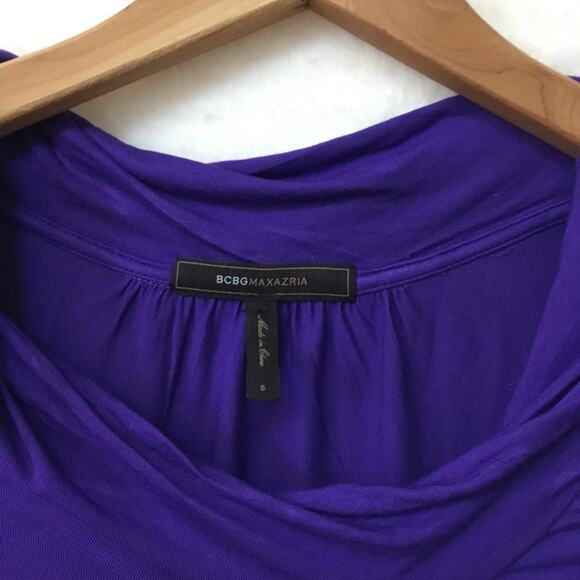 BCBGMaxAzria Purple Short Sleeve Top - Picture 3 of 11